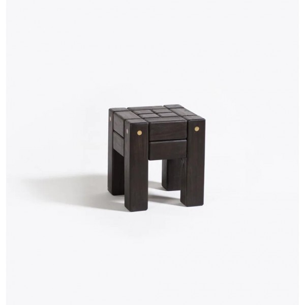 Banquinho Zinho Ebanizado - Freijó e Latão - Design Autoral Brasileiro