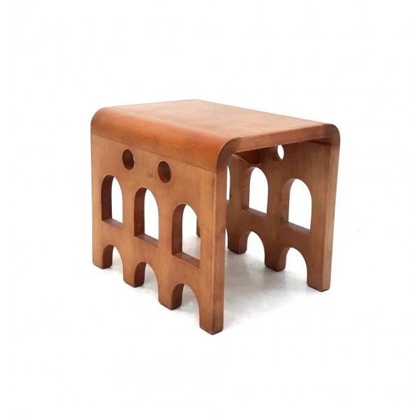 Banco Lapinha em Madeira Maciça - 28x35x35 - Design Autoral Brasileiro