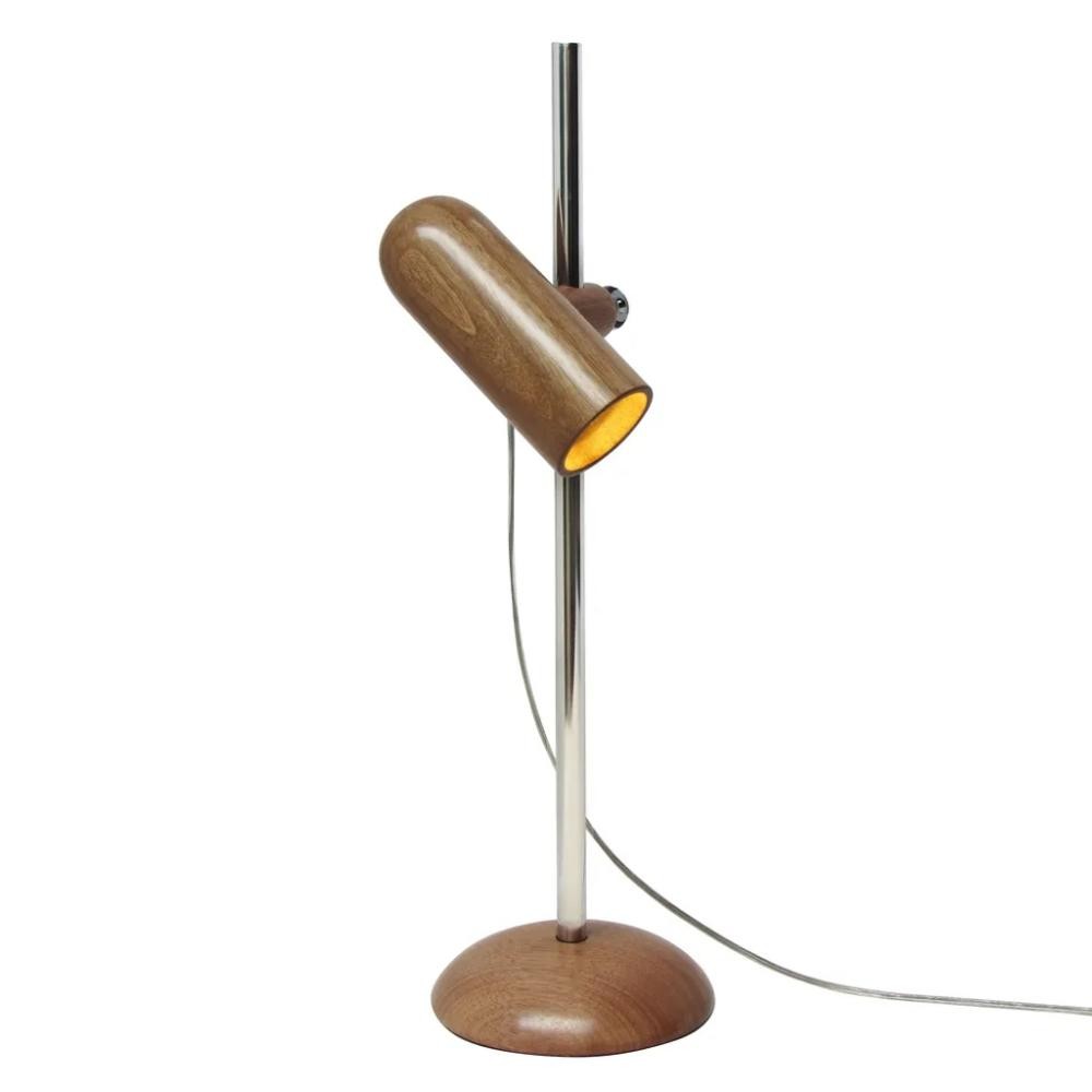 Luminária de Mesa Solon - Madeira Maciça Jequitibá - Bivolt - 16x51x16 - Design Autoral Brasileiro